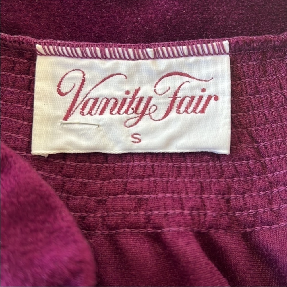 Vanity Fair Vintage Velour Housecoat Robe Plum Small USA - Picture 6 of 9